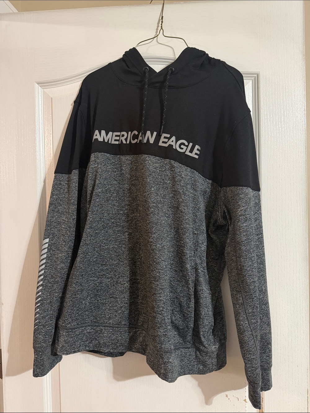 American Eagle Outfitters Black and Gray Colorblock Pullover Hoodie